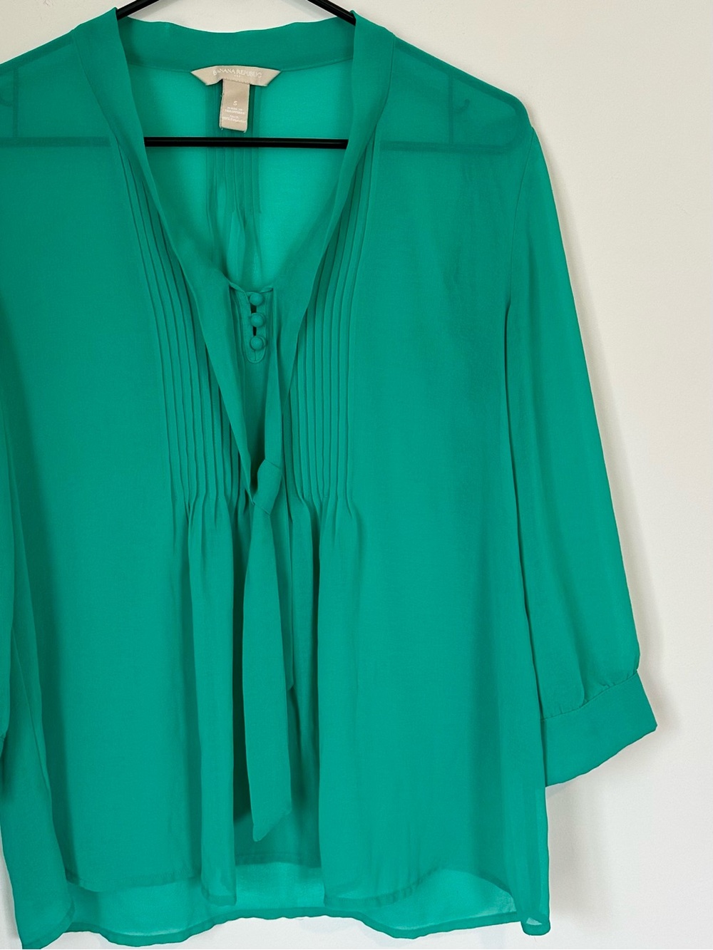 Banana Republic Emerald Green Tie-Neck Blouse - Size: Small - Picture 8 of 8